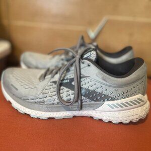 Brooks Adrenaline GTS 21 Running Shoes, Grey, Women's 9.5 W